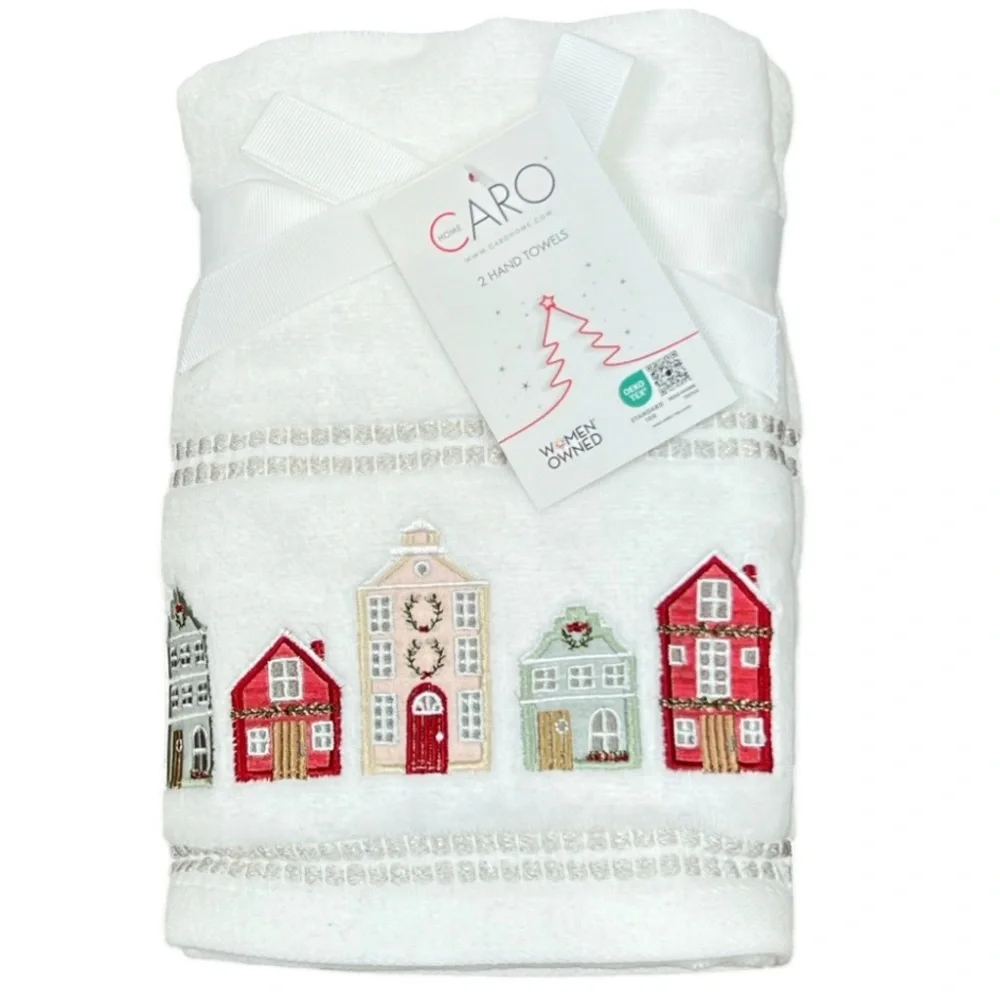Caro - ‘Holiday Village’ hand towels (2). NWT Last One!